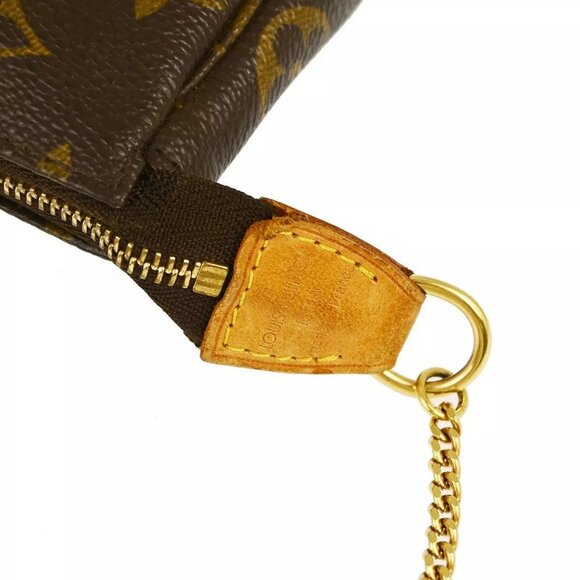Louis Vuitton Monogram Mini Pochette Accessoires Handbag